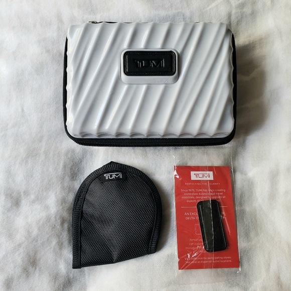 Tumi Other - TUMI hardshell travel case w accessories NWOT